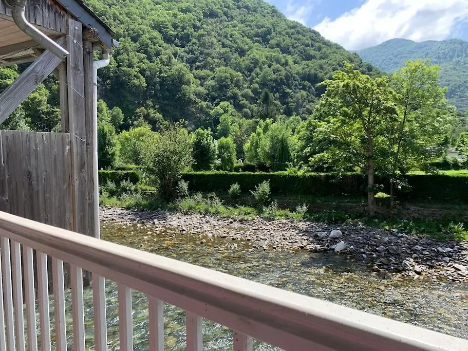 別荘 Maison De Riviere Saint-Béat フランス